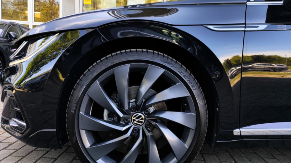 VOLKSWAGEN Arteon Arteon 2.0 TSI R-Line DSG