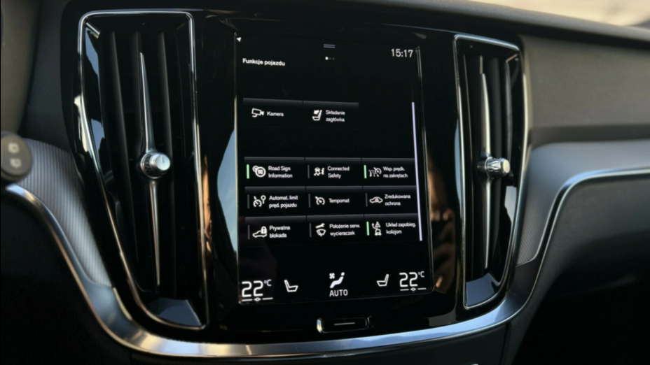 VOLVO V60 V60 B3 B R-Design aut