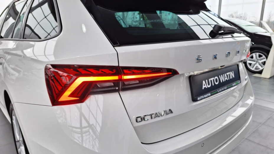 SKODA Octavia Octavia 1.5 TSI e-Tec Ambition DSG
