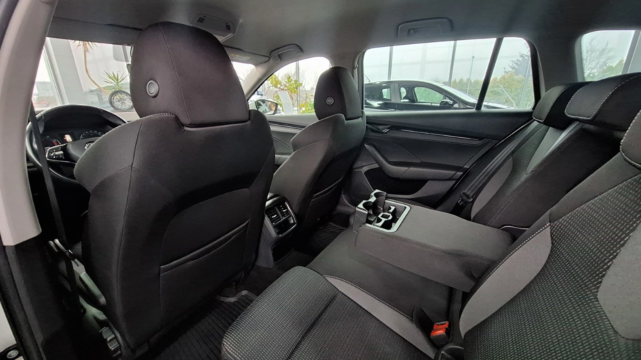 SKODA Octavia Octavia 1.5 TSI e-Tec Ambition DSG