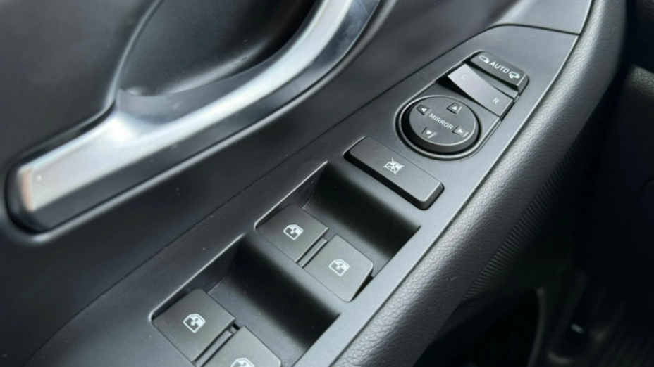 HYUNDAI i30 i30 1.0 T-GDI Smart