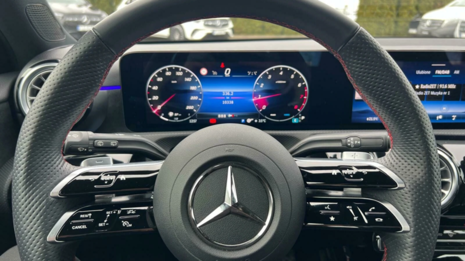 MERCEDES-BENZ A Klasa A 200 7G-DCT