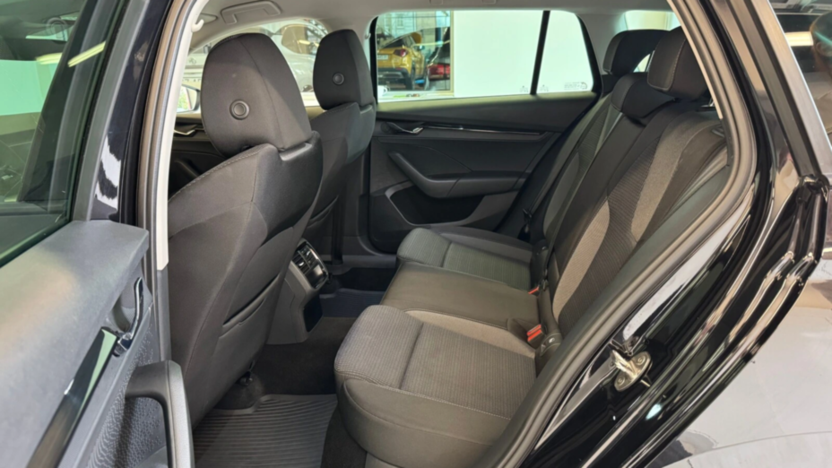 SKODA Octavia Octavia 1.5 TSI e-Tec Ambition DSG