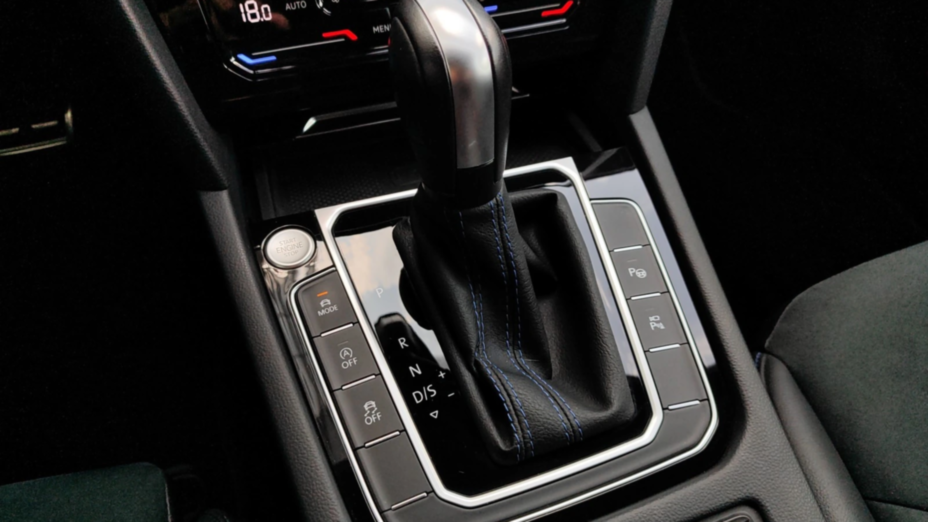 VOLKSWAGEN Arteon Arteon 2.0 TSI 4Motion R DSG