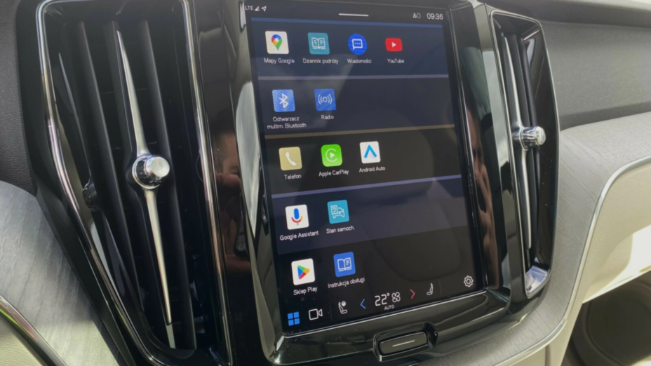 VOLVO XC60 XC60 T6 Plug-In Hybrid AWD Plus Dark aut