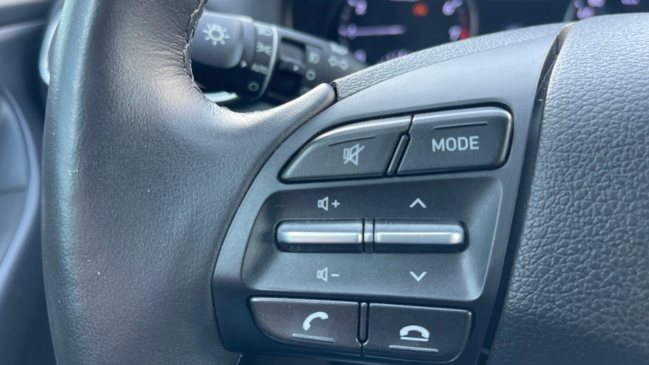 HYUNDAI i30 i30 1.0 T-GDI Modern DCT