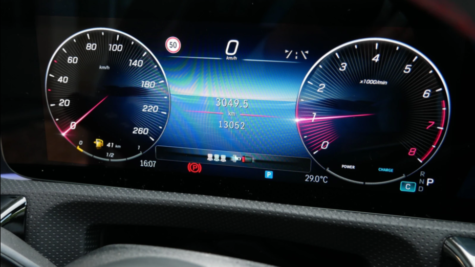 MERCEDES-BENZ A Klasa A 200 AMG Line 7G-DCT