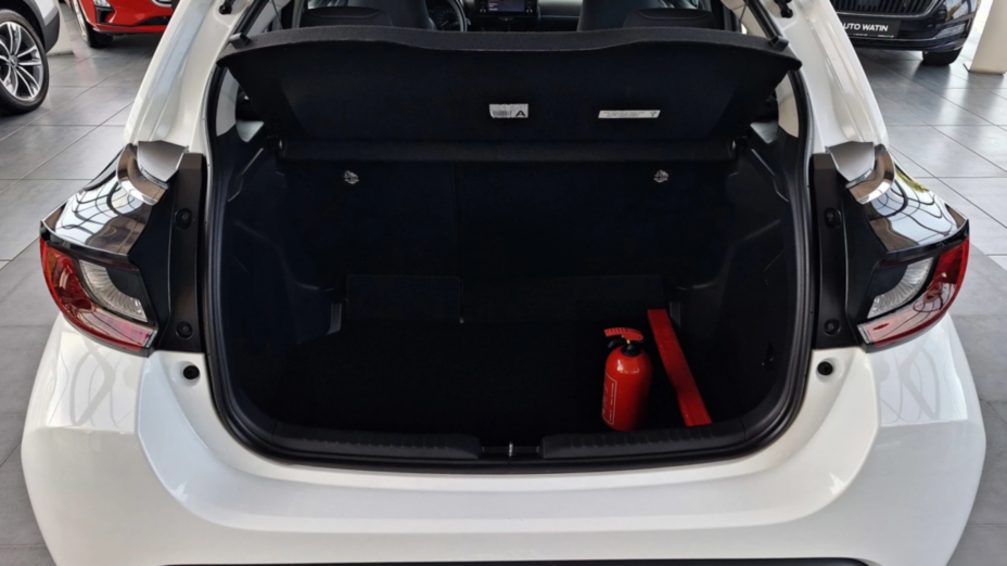 TOYOTA Yaris Yaris 1.5 Comfort