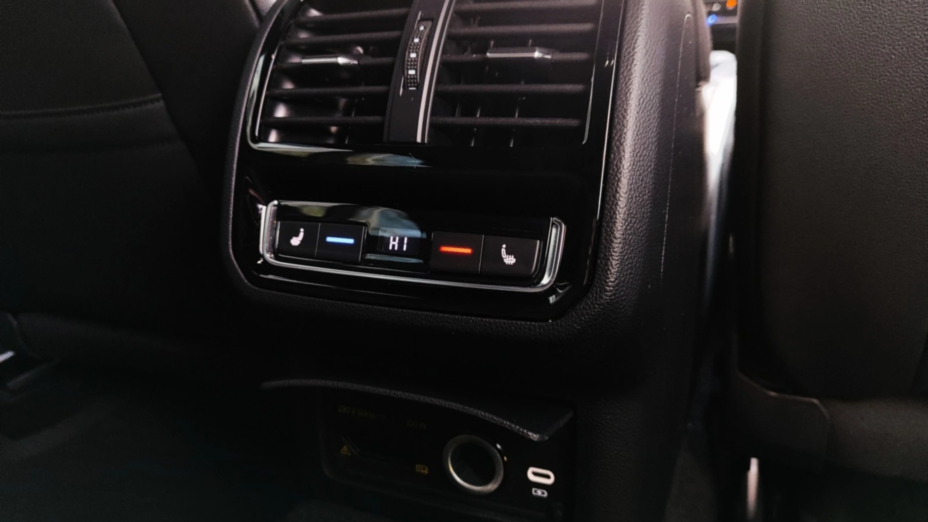 VOLKSWAGEN Arteon Arteon 2.0 TSI R-Line DSG