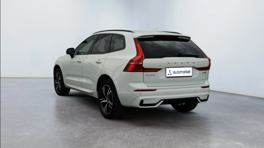 VOLVO XC60 XC60 B5 D AWD Plus Dark aut