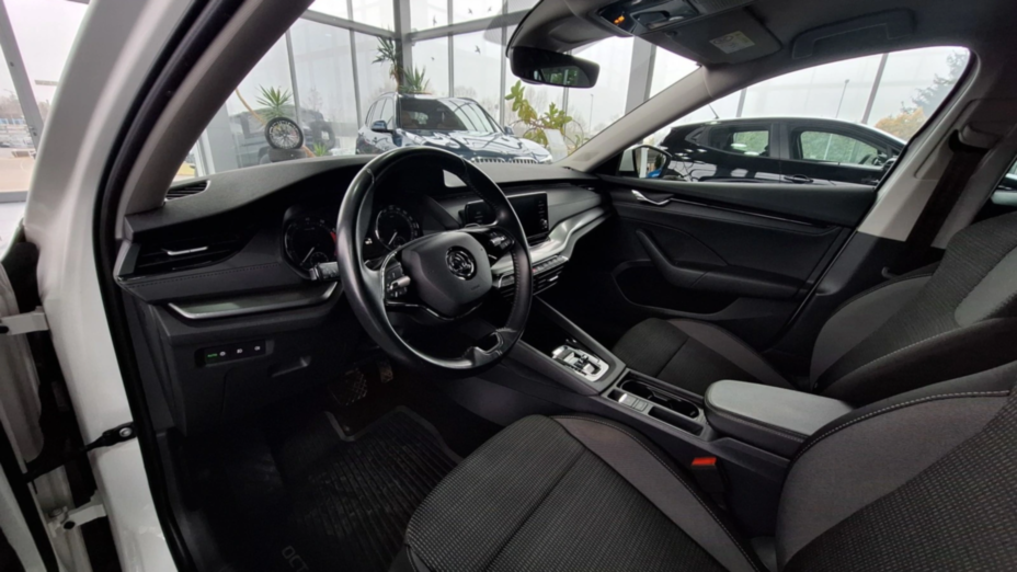 SKODA Octavia Octavia 1.5 TSI e-Tec Ambition DSG