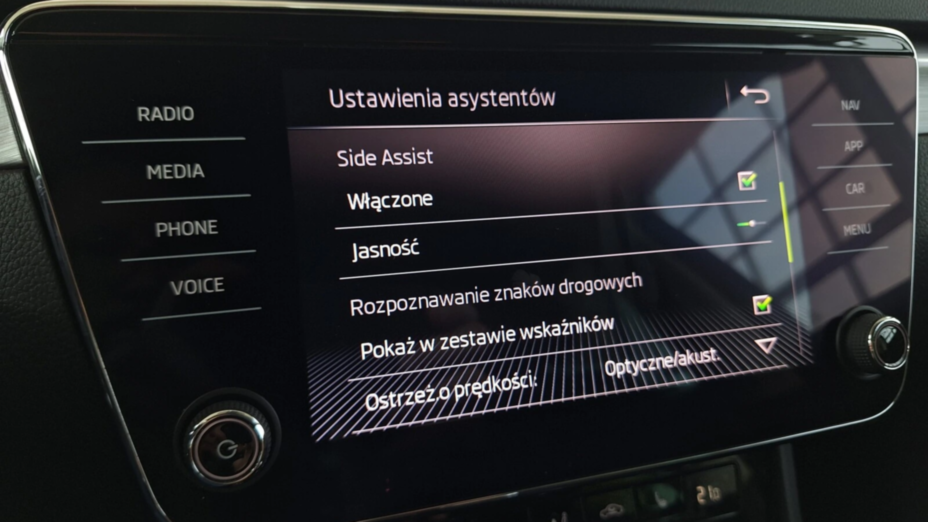 SKODA Superb Superb 2.0 TDI SCR Style DSG