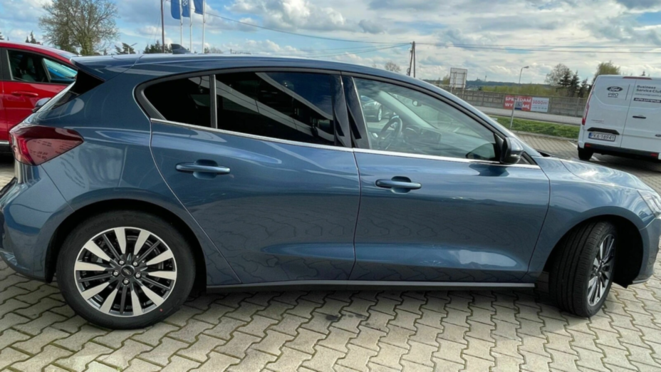 FORD Focus Focus 1.0 EcoBoost mHEV Titanium Nowy