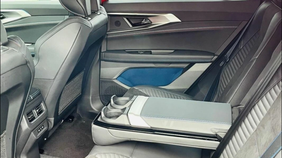 RENAULT Rafale Rafale 1.2 E-Tech Full Hybrid 200 esprit Alpine MMT Nowy
