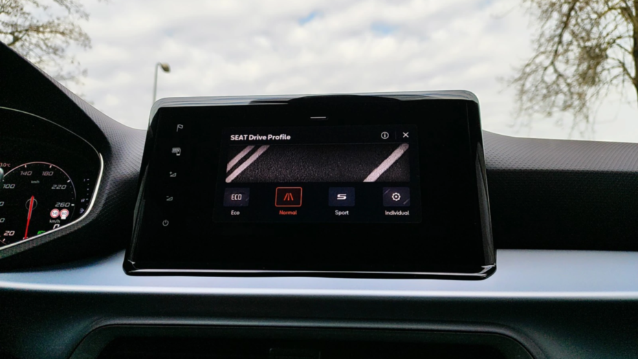 SEAT Arona Arona 1.5 TSI GPF FR S&S DSG