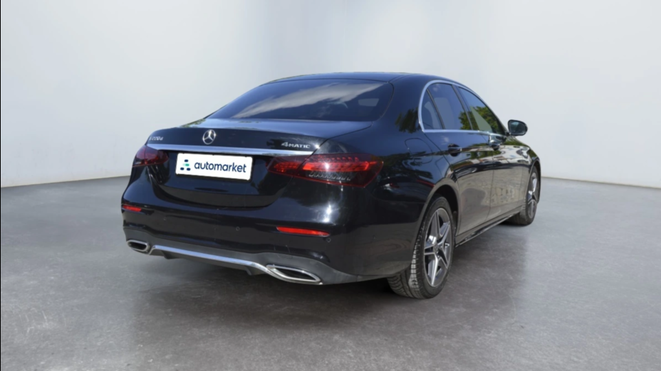 MERCEDES-BENZ E Klasa E 220 d 4-Matic AMG