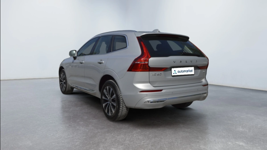 VOLVO XC60 XC60 B4 D AWD Plus Dark aut