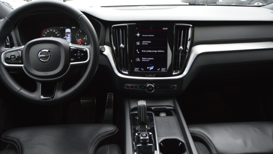 VOLVO V60 V60 B4 B R-Design aut