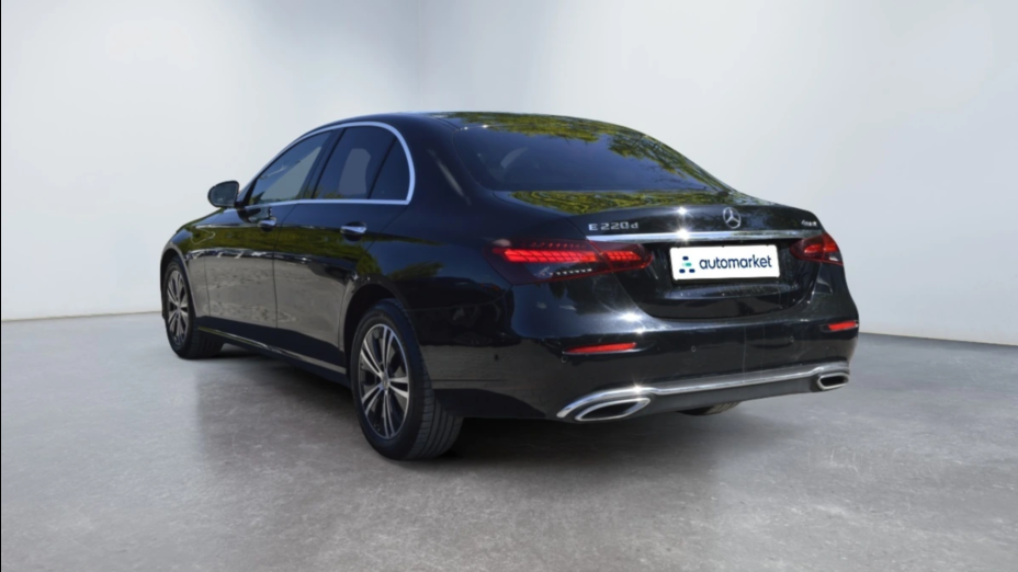 MERCEDES-BENZ E Klasa E 220 d 4-Matic Avantgarde