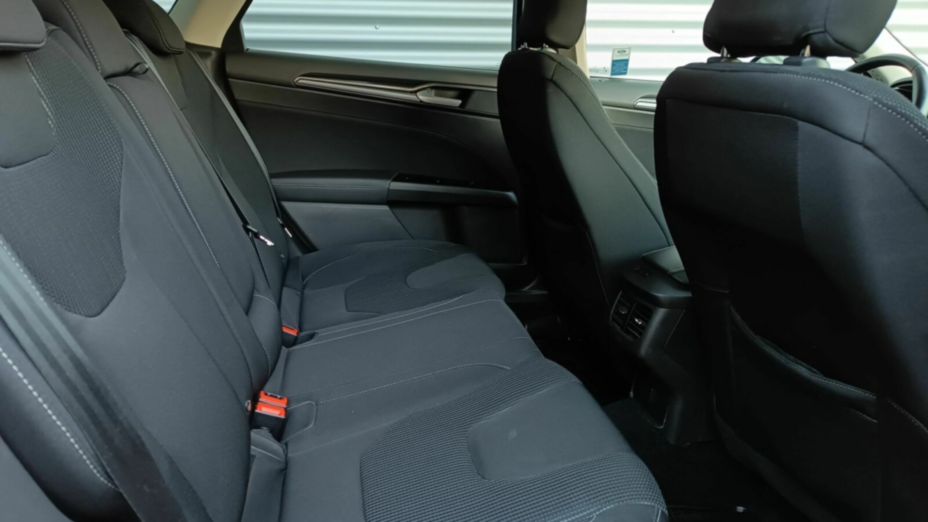 FORD Mondeo Mondeo 2.0 Hybrid Titanium