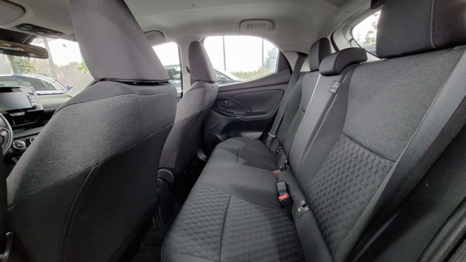 TOYOTA Yaris Yaris 1.0 Comfort