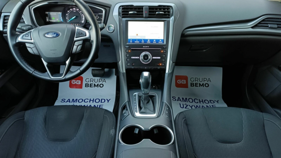 FORD Mondeo Mondeo 2.0 Hybrid Titanium