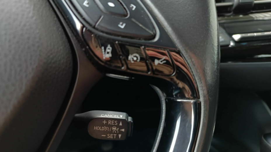 TOYOTA C-HR C-HR 1.8 Hybrid Dynamic