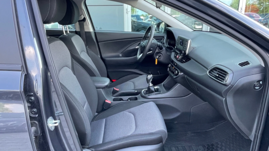HYUNDAI i30 i30 1.0 T-GDI Modern DCT