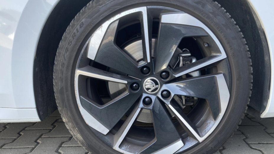 SKODA Octavia Octavia 2.0 TSI 4x4 Sportline DSG