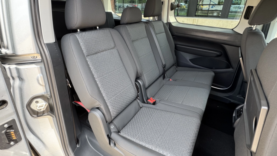 FORD Tourneo Connect Grand Tourneo Connect 2.0 EcoBlue Titanium Nowy