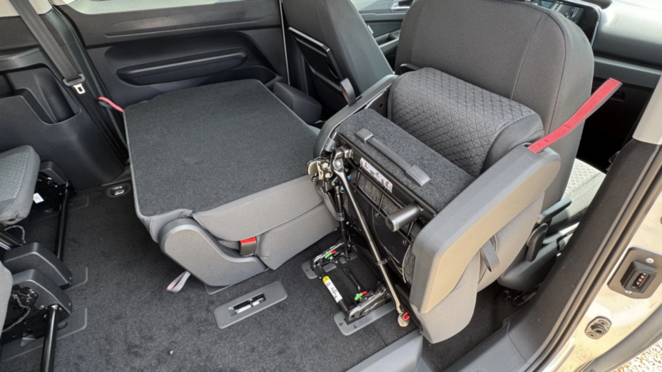FORD Tourneo Connect Grand Tourneo Connect 2.0 EcoBlue Titanium Nowy