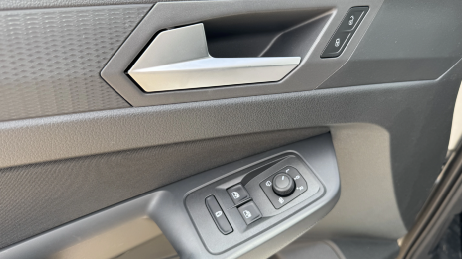 FORD Tourneo Connect Grand Tourneo Connect 2.0 EcoBlue Titanium Nowy