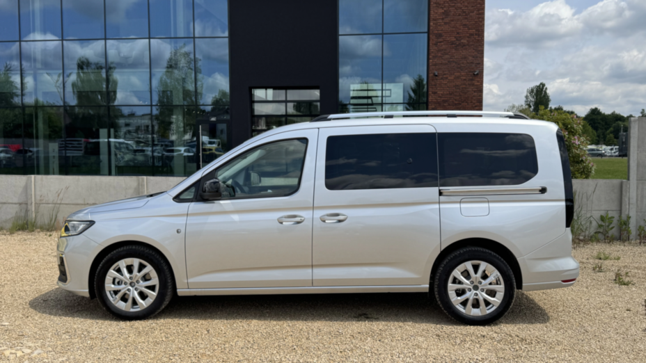 FORD Tourneo Connect Grand Tourneo Connect 2.0 EcoBlue Titanium Nowy