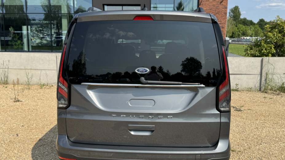 FORD Tourneo Connect Grand Tourneo Connect 2.0 EcoBlue Active aut Nowy