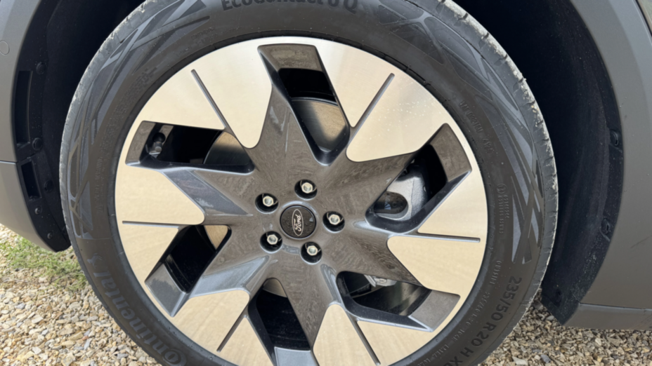 FORD Explorer Explorer 78kWh Premium AWD Nowy