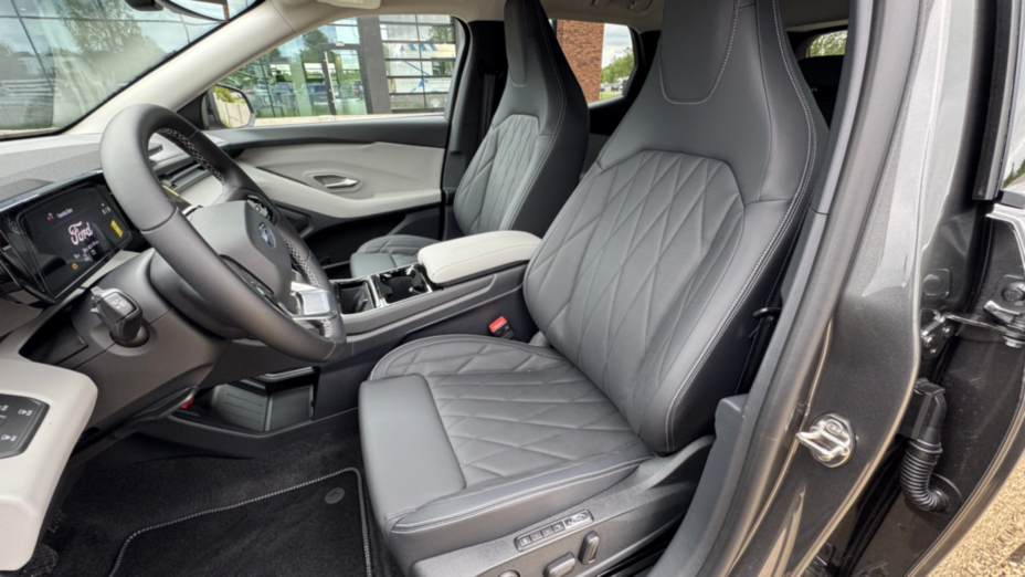 FORD Explorer Explorer 78kWh Premium AWD Nowy