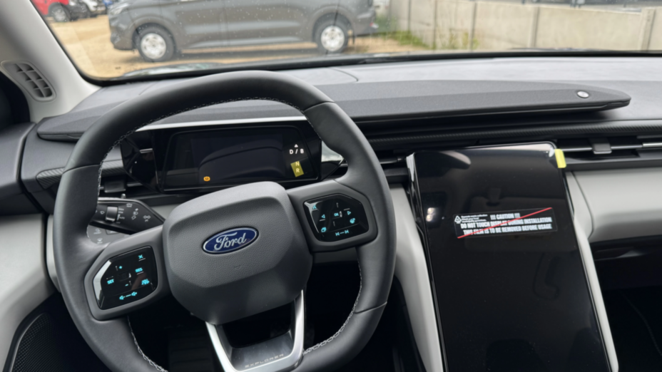 FORD Explorer Explorer 78kWh Premium AWD Nowy