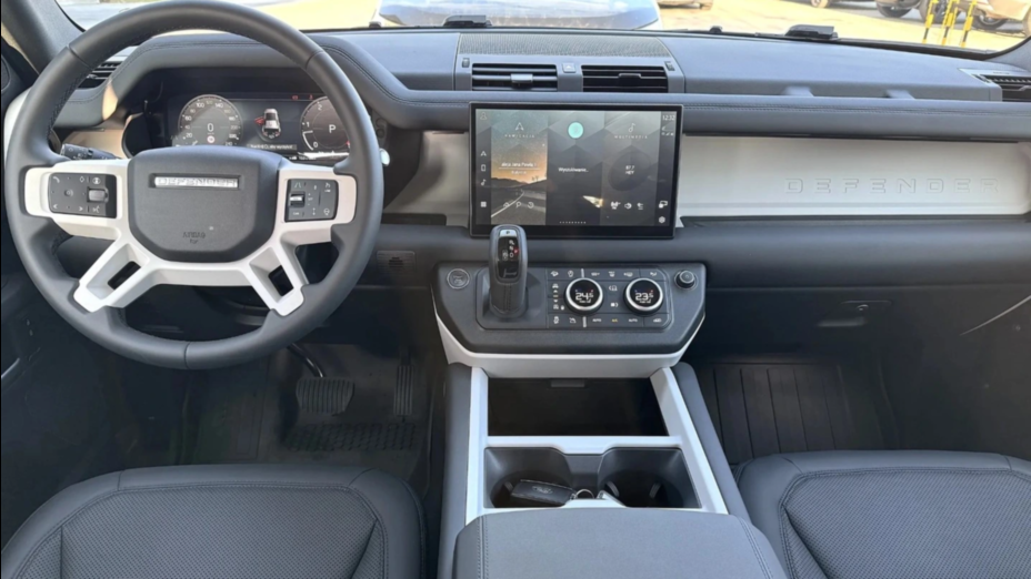 LAND ROVER Defender Defender 110 3.0 D200 mHEV S