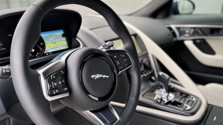 JAGUAR F-Type F-Type 2.0 Turbo R-Dynamic aut