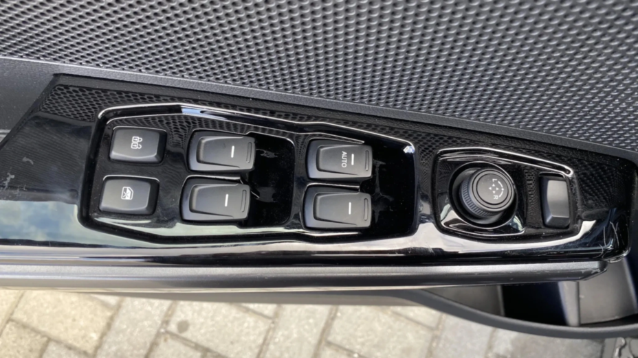 KGM / SSANGYONG Tivoli Grand Tivoli Grand 1.5 T-GDI Adventure aut