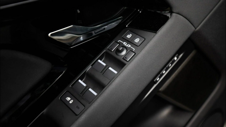 LAND ROVER Range Rover Evoque Evoque 1.5 P300e PHEV Dynamic SE