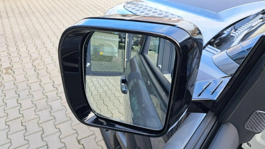 LAND ROVER Defender Defender 90 3.0 P400 mHEV SE