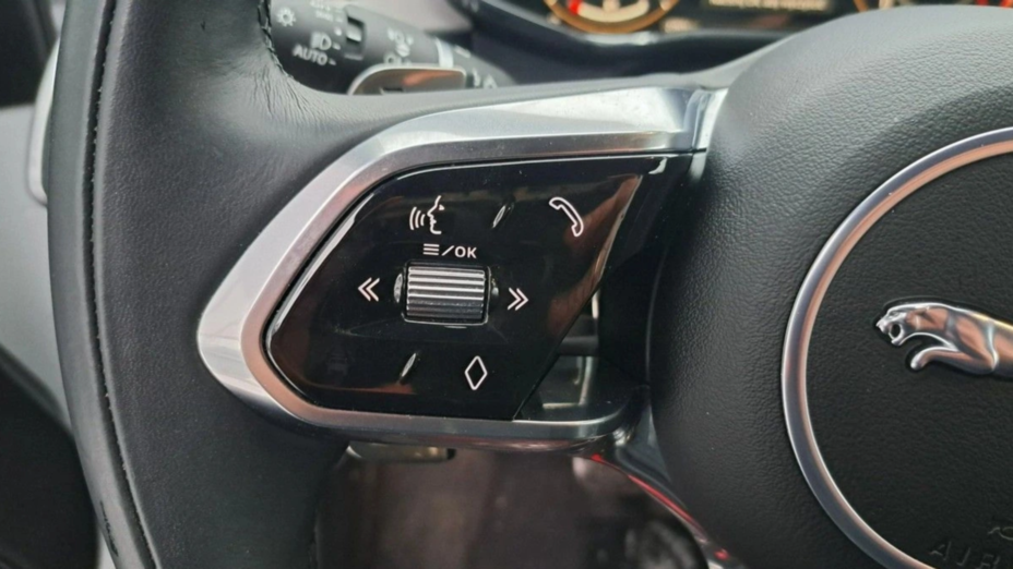 JAGUAR F-Pace F-Pace 2.0 P250 mHEV AWD R-Dynamic S