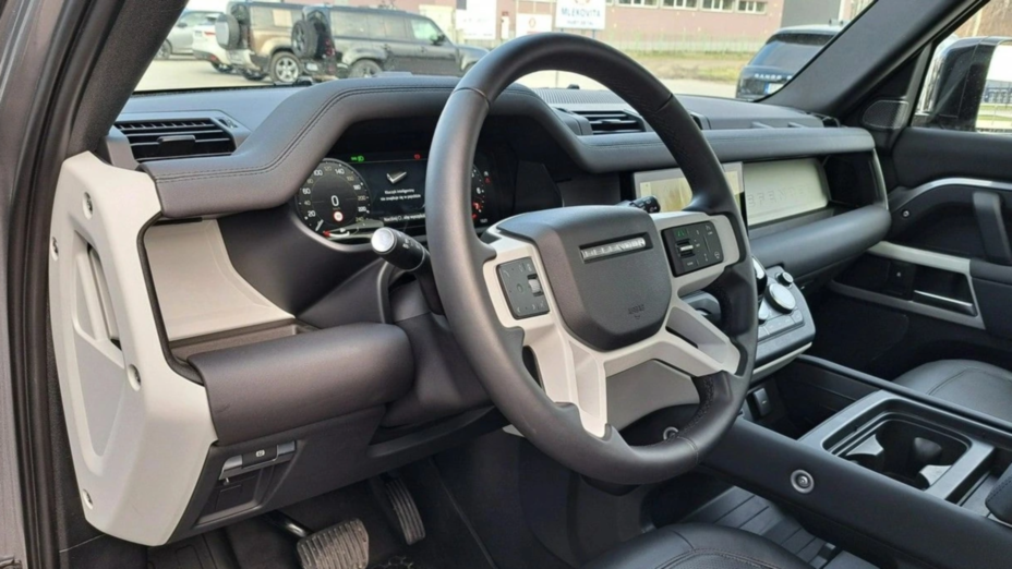 LAND ROVER Defender Defender 90 3.0 P400 mHEV SE