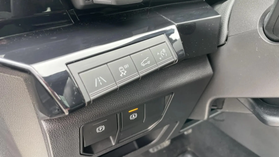 RENAULT Austral Austral 1.2 E-Tech Full Hybrid 200 Iconic MMT