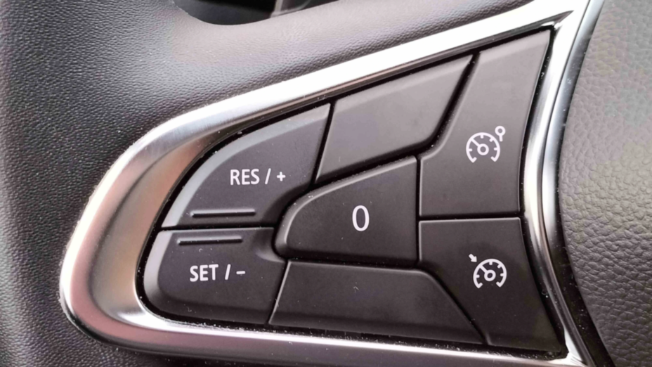 RENAULT Captur Captur 1.3 TCe mHEV Techno EDC