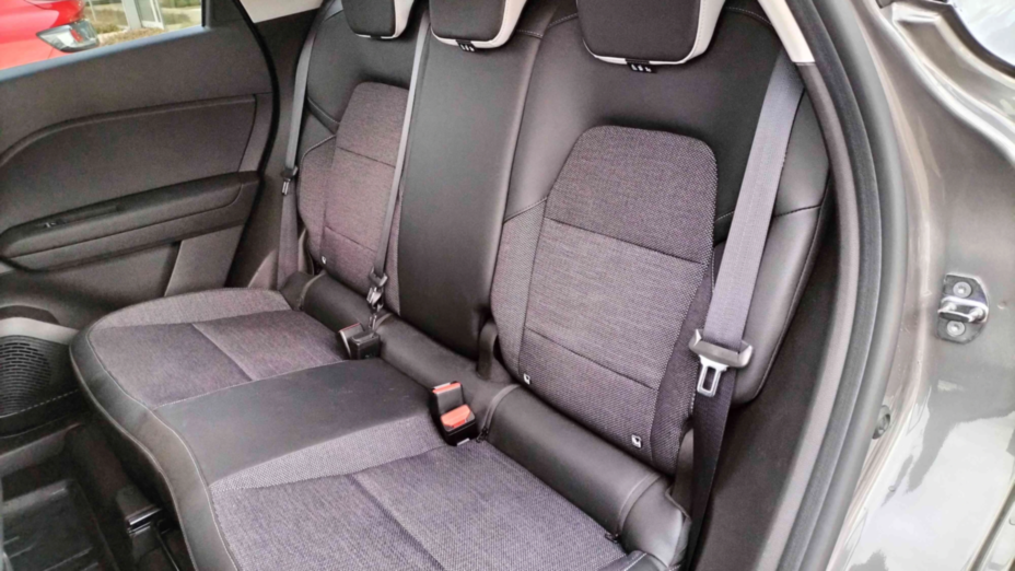 RENAULT Captur Captur 1.3 TCe mHEV Techno EDC