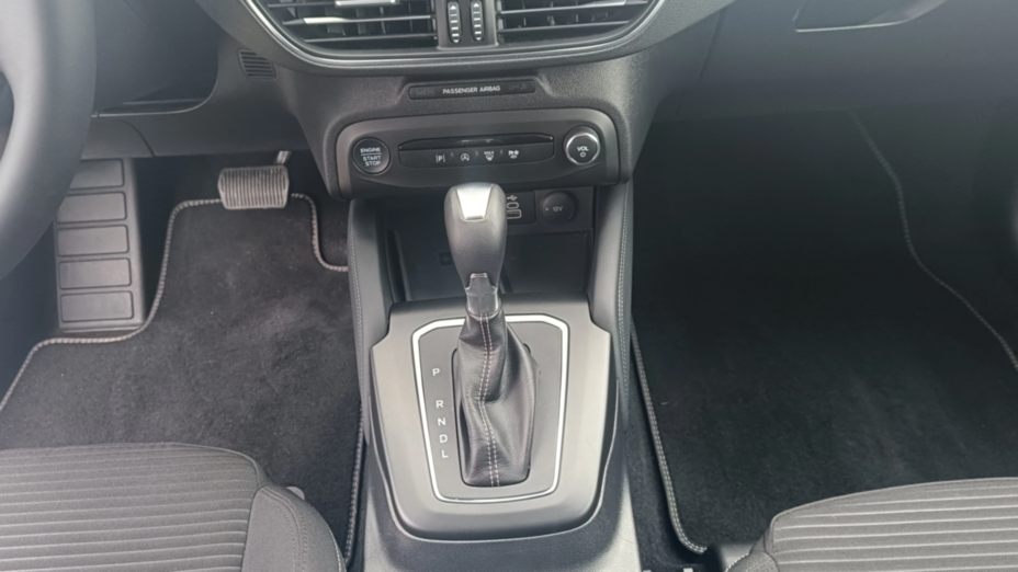 FORD Focus Focus 1.0 EcoBoost mHEV Titanium X aut