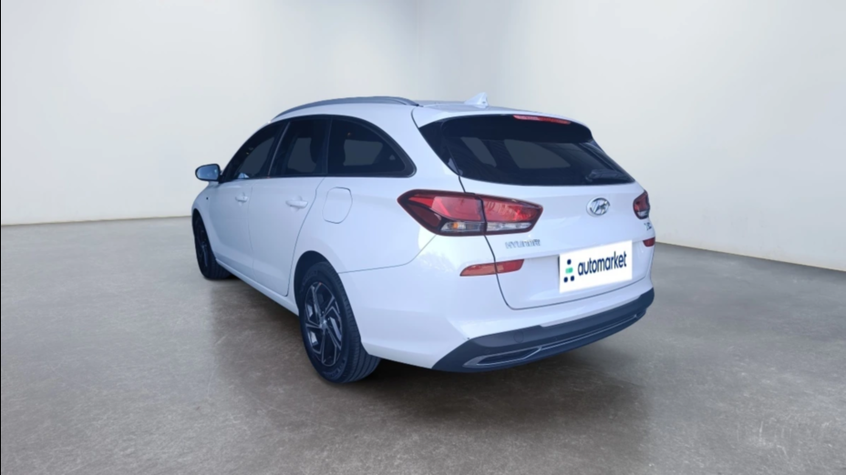 HYUNDAI i30 i30 1.5 T-GDI 48V Smart