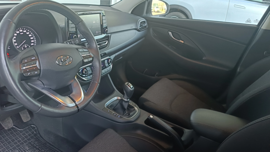 HYUNDAI i30 i30 1.5 T-GDI 48V Smart
